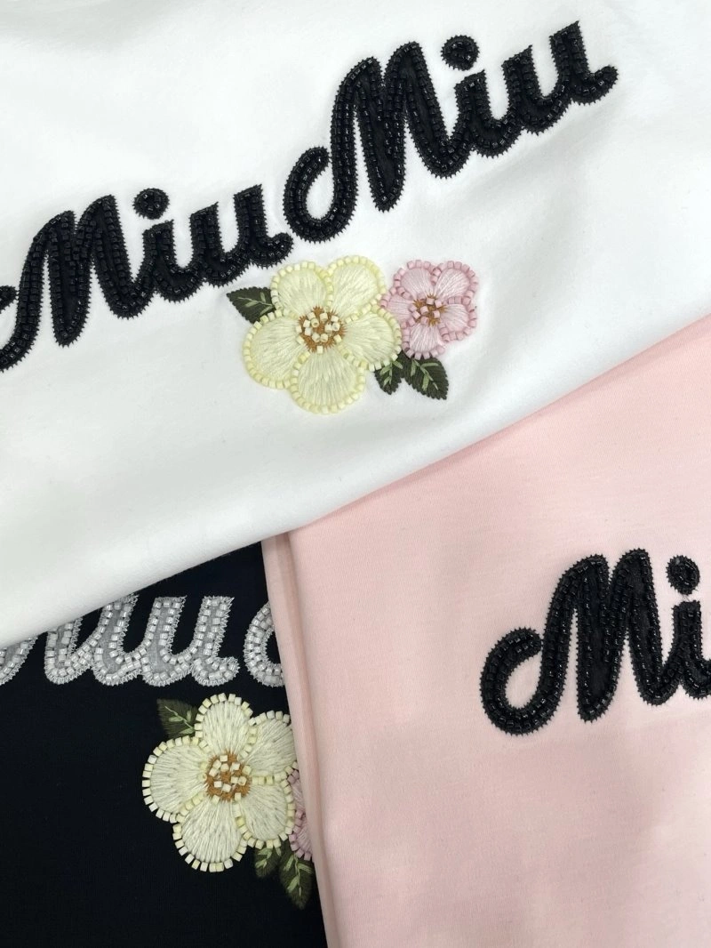 Miu Miu T-Shirts Timeless 154397