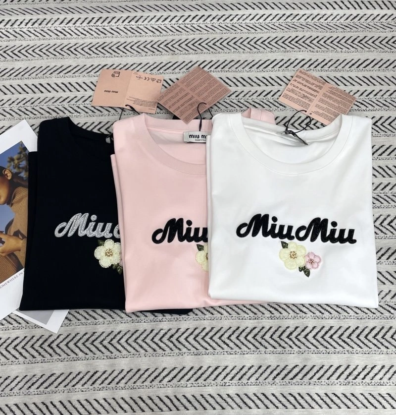 Miu Miu T-Shirts Timeless 154397