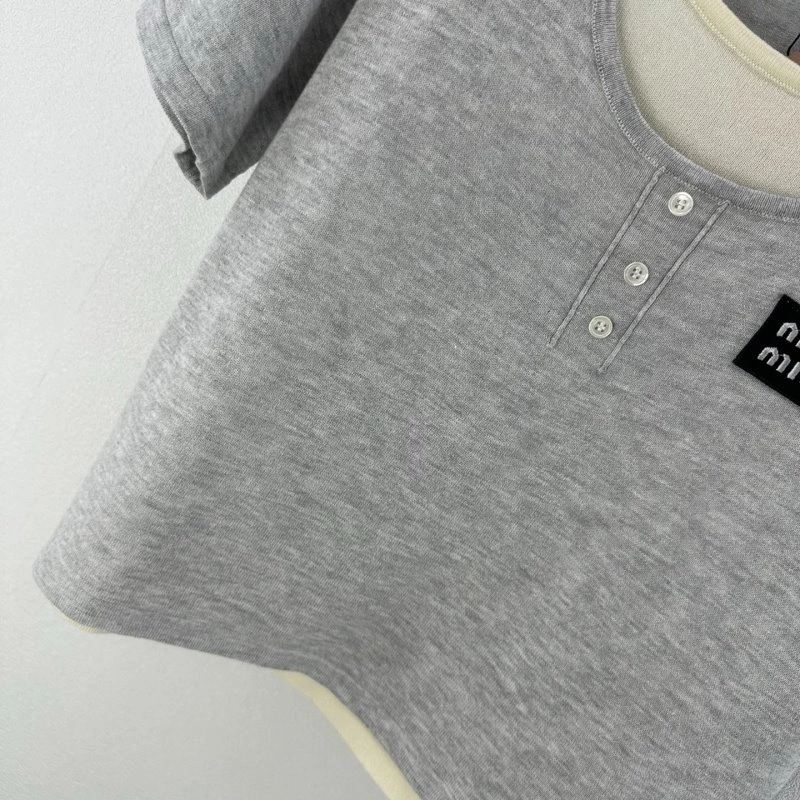 Miu Miu T-Shirts MoistureWicking 154392