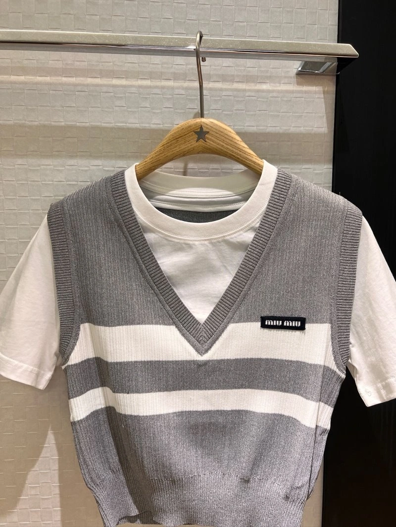 Efficient Miu Miu T-Shirts 154422