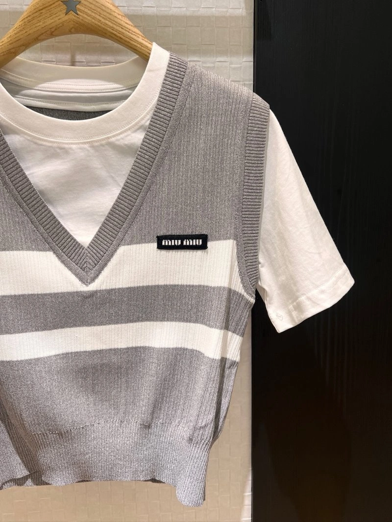 Efficient Miu Miu T-Shirts 154422