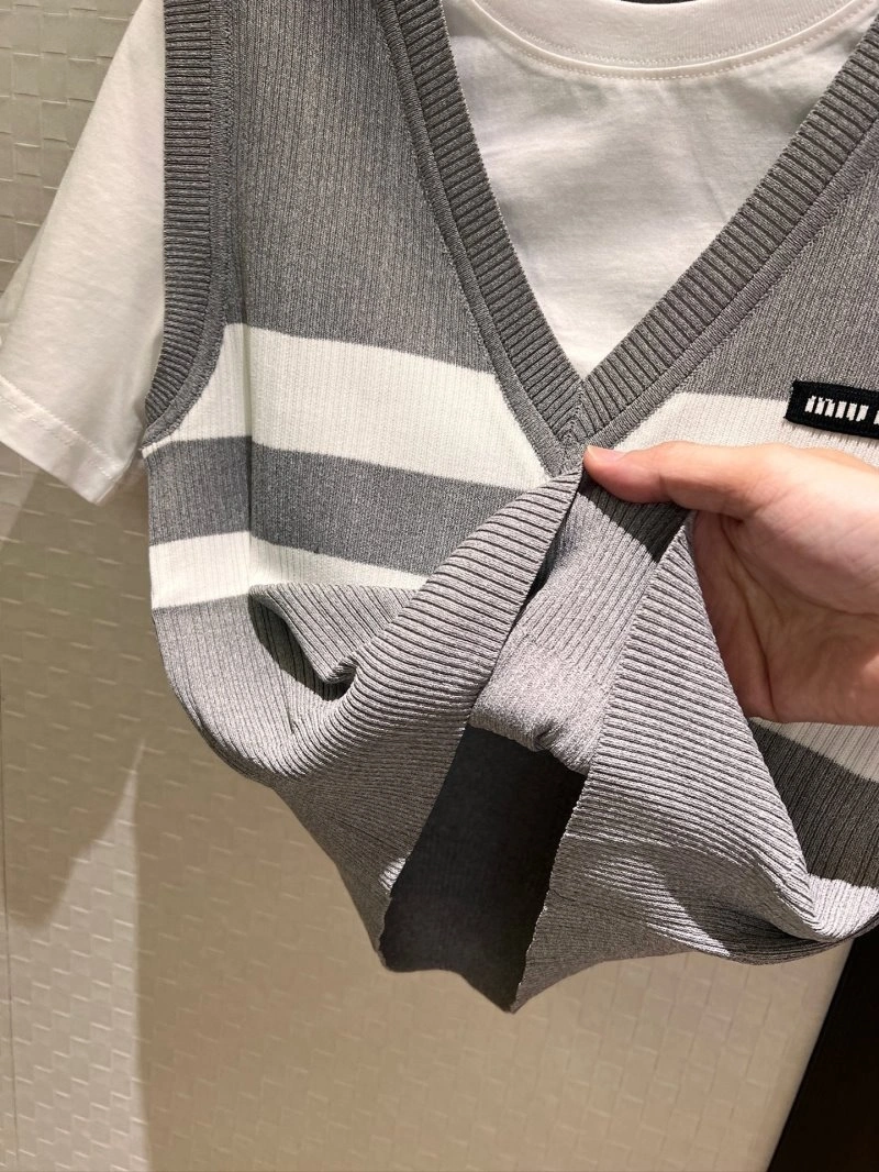 Efficient Miu Miu T-Shirts 154422