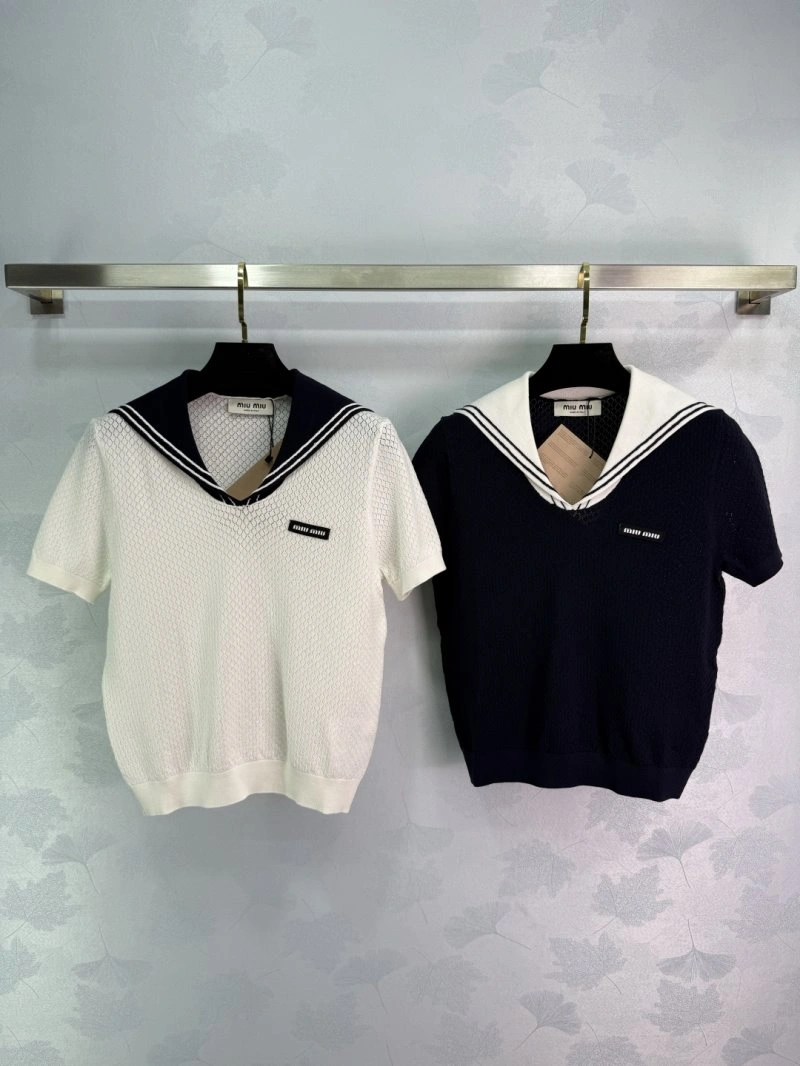 Miu Miu T-Shirts Cozy 154439