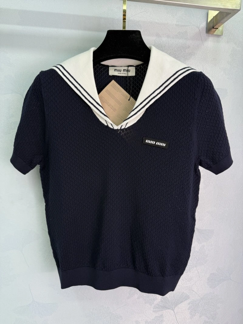 Miu Miu T-Shirts Cozy 154439