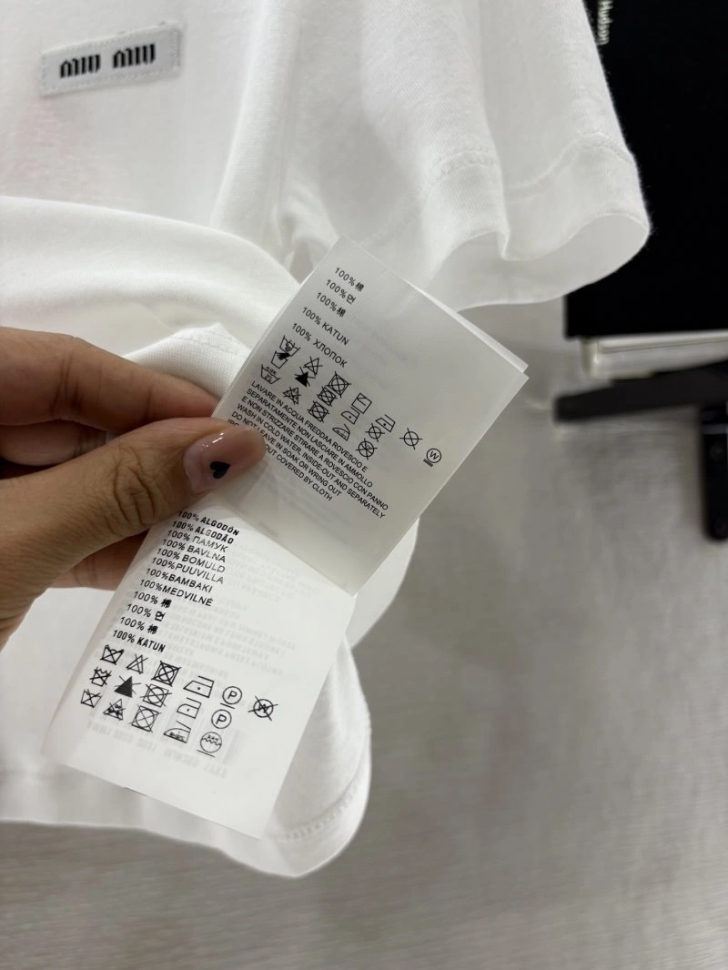 Miu Miu T-Shirts UrbanChic 154376
