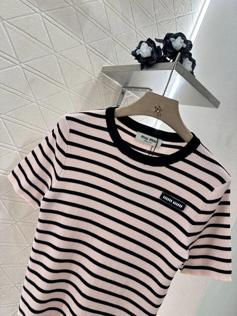 Miu Miu T-Shirts EasyMatch 154369