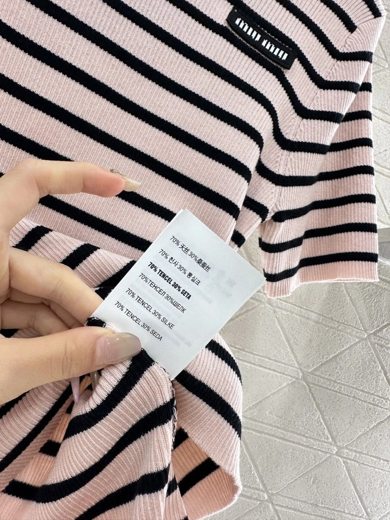 Miu Miu T-Shirts EasyMatch 154369