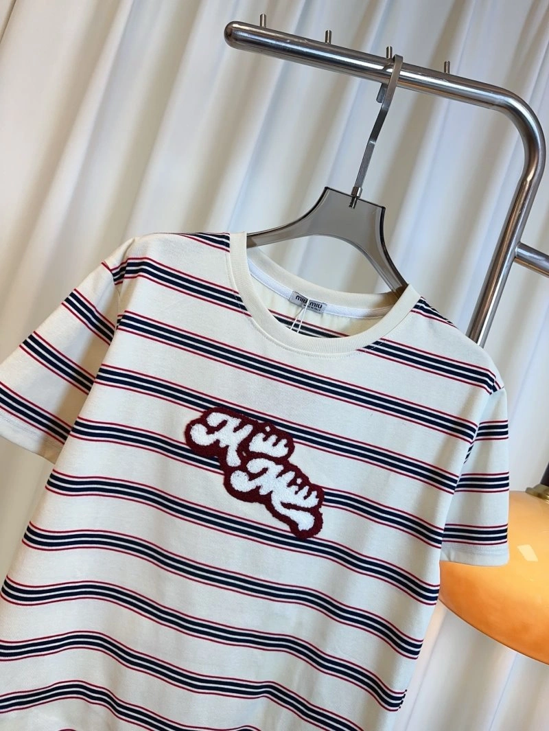 Elegant Miu Miu T-Shirts 154381