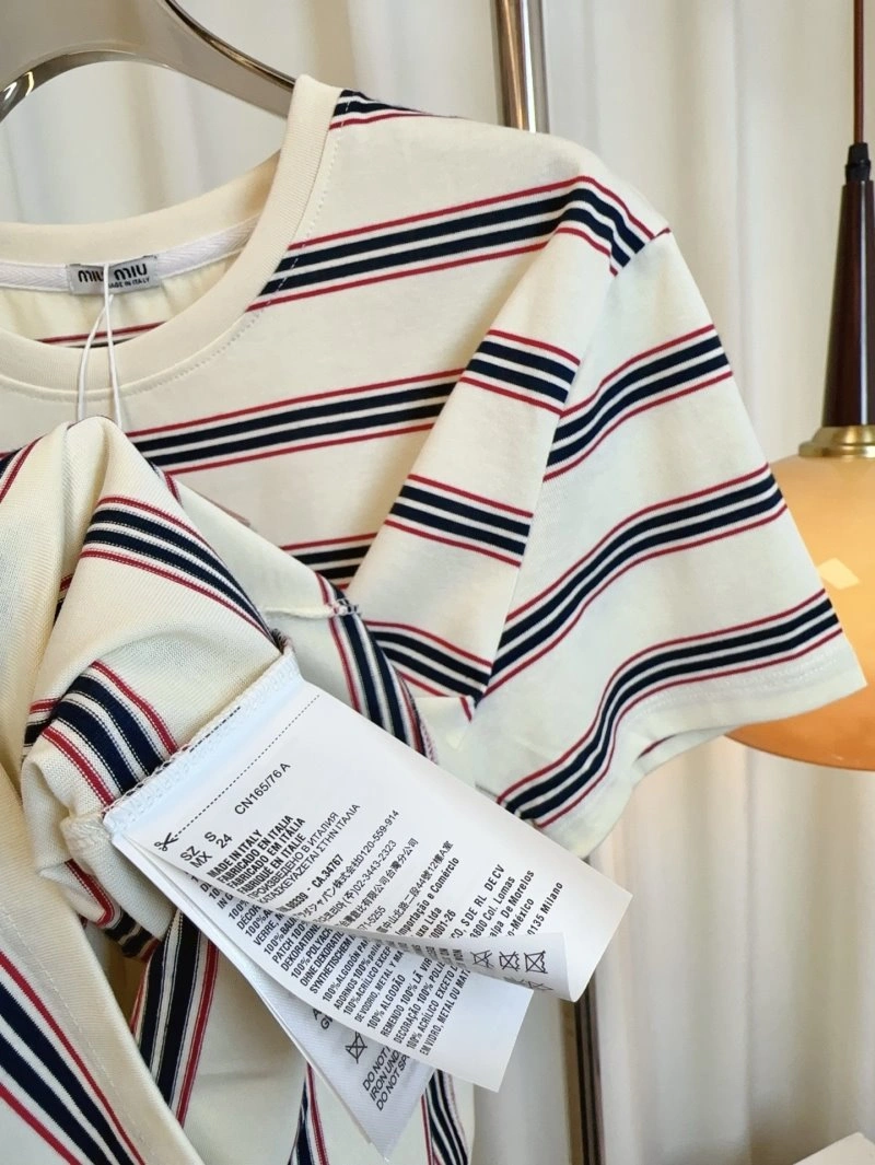 Elegant Miu Miu T-Shirts 154381