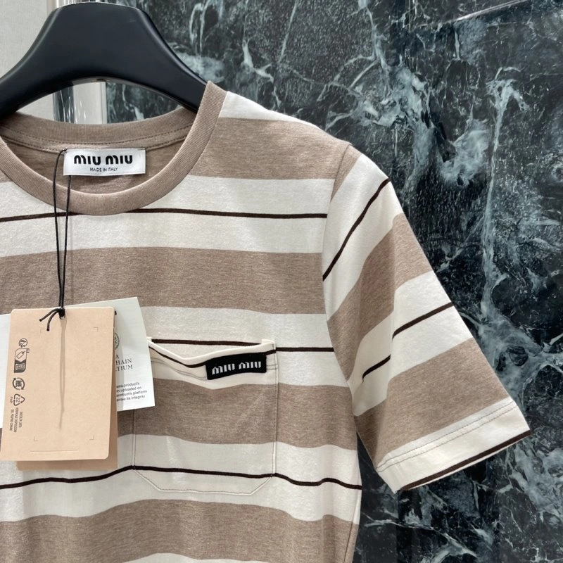 Miu Miu T-Shirts GoAnywhere 154382