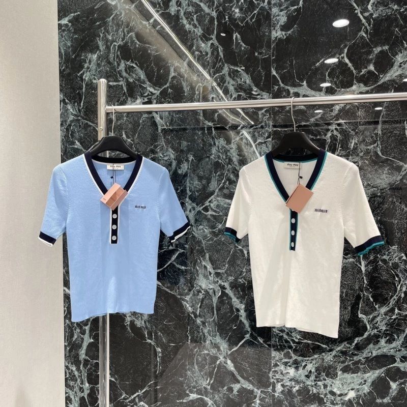 Sporty Miu Miu T-Shirts 154355