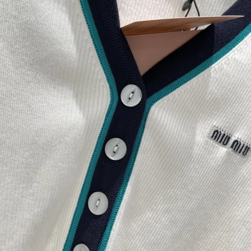 Sporty Miu Miu T-Shirts 154355