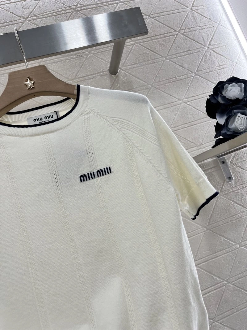 Miu Miu T-Shirts Flexible 152984