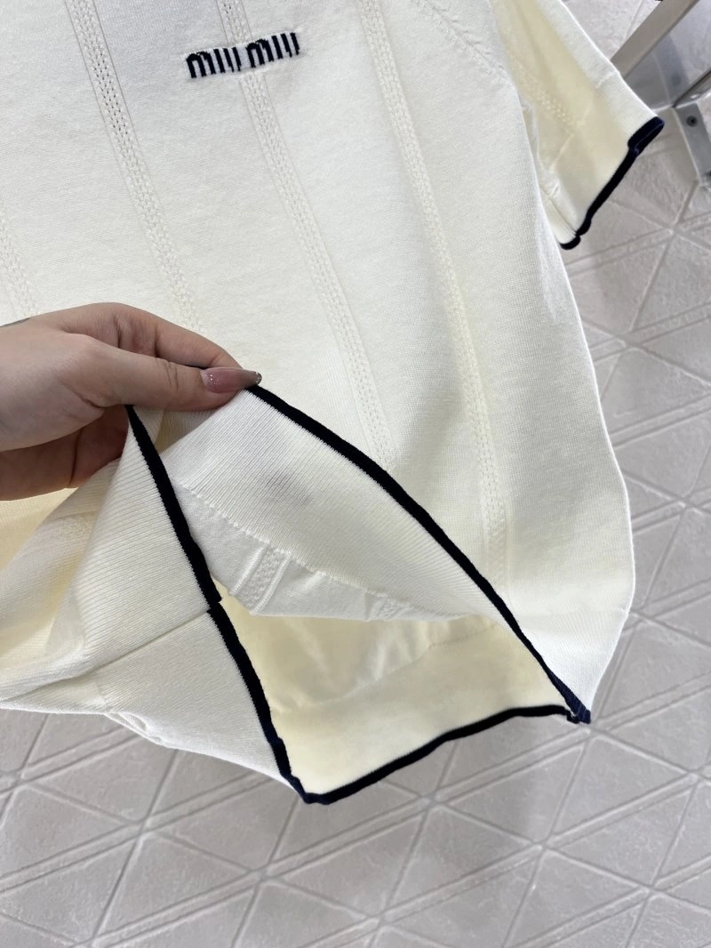 Miu Miu T-Shirts Flexible 152984
