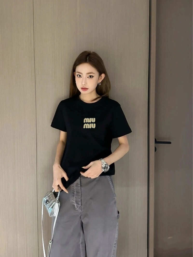 Miu Miu T-Shirts Casual 152982
