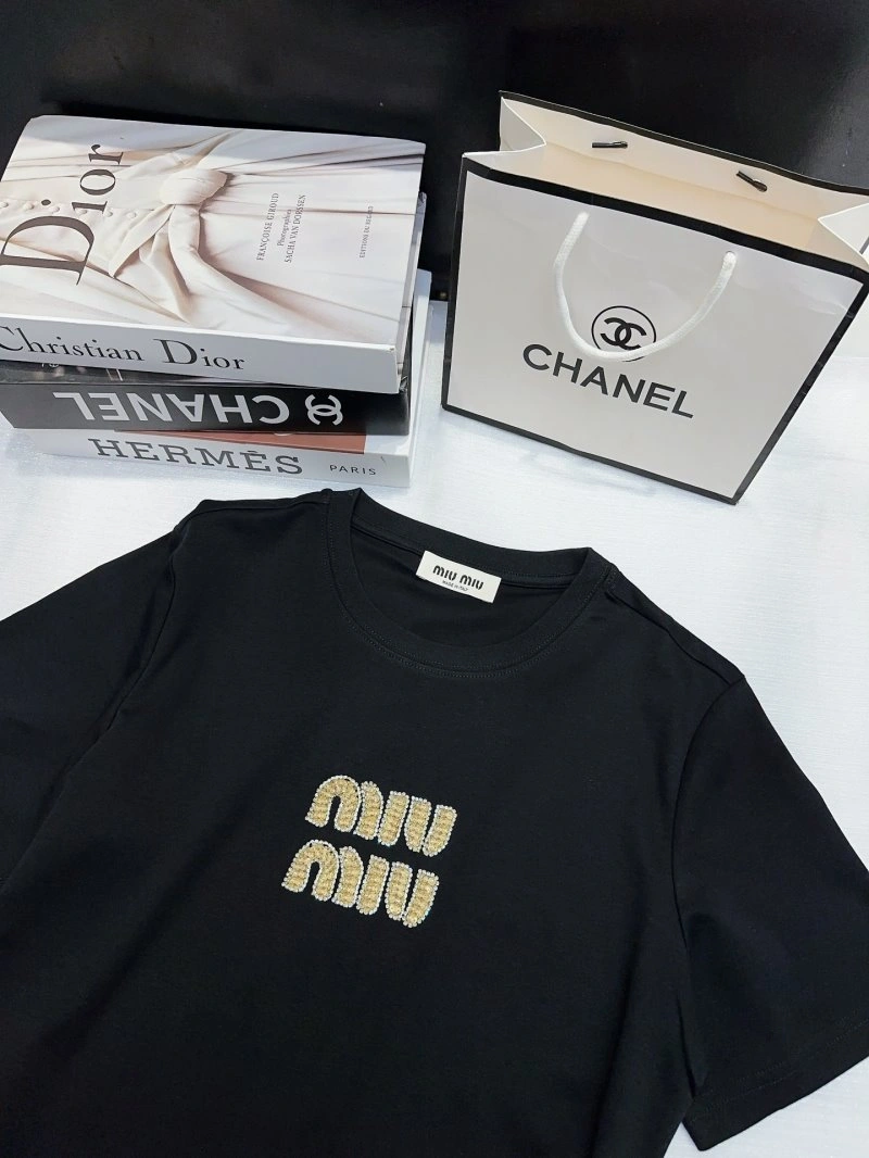 Miu Miu T-Shirts Casual 152982
