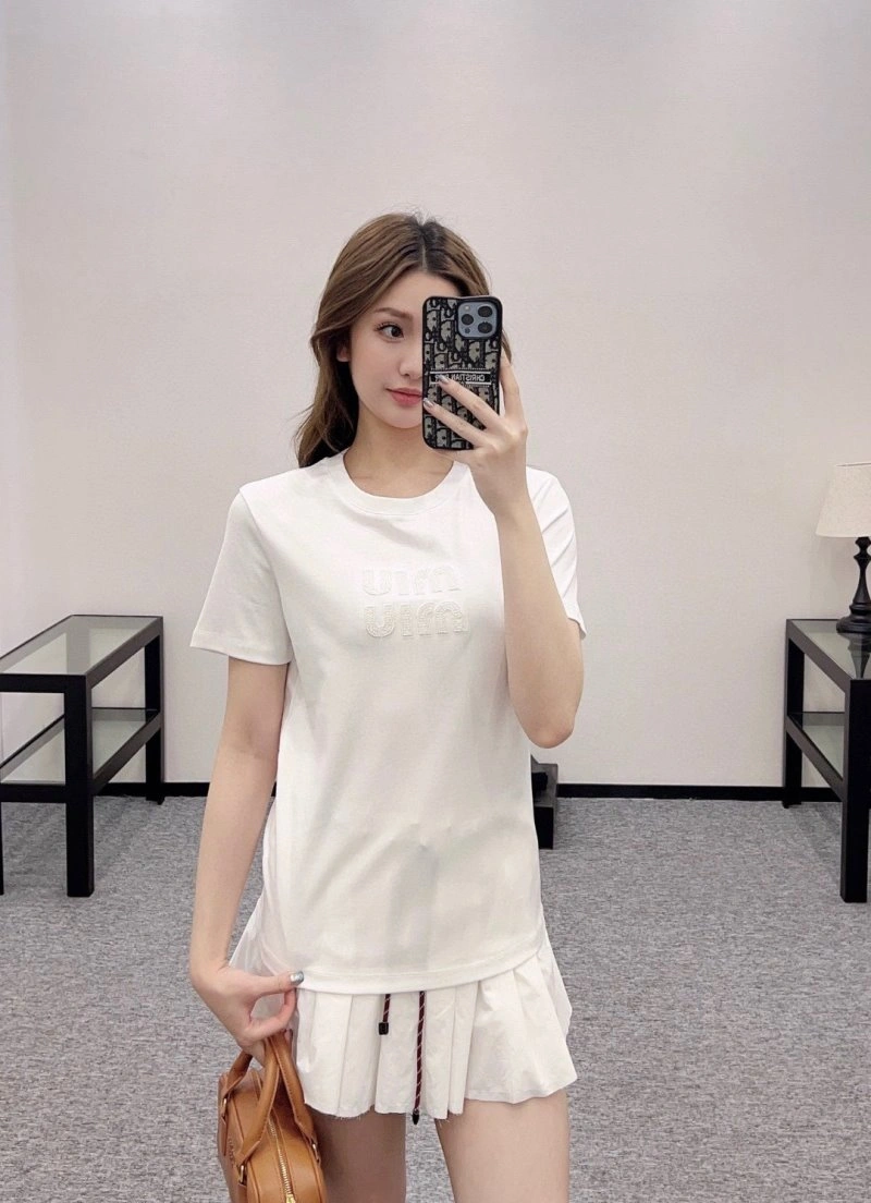 Miu Miu T-Shirts UrbanStyle 152980