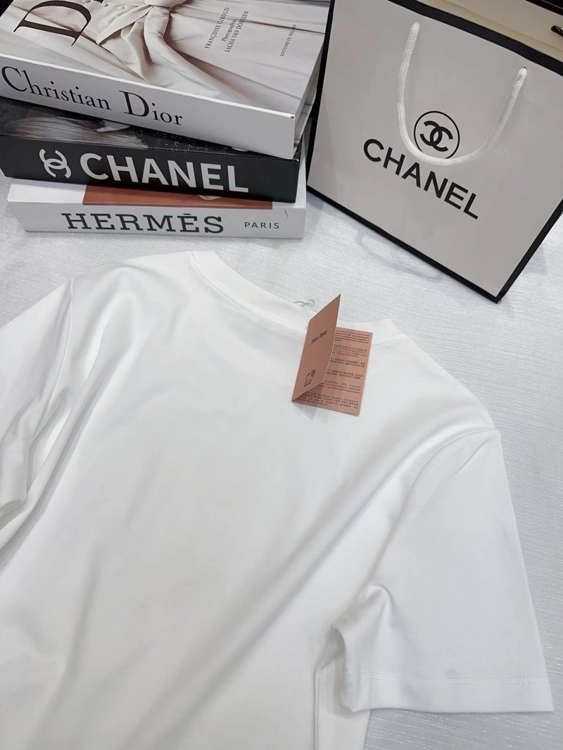 Miu Miu T-Shirts UrbanStyle 152980