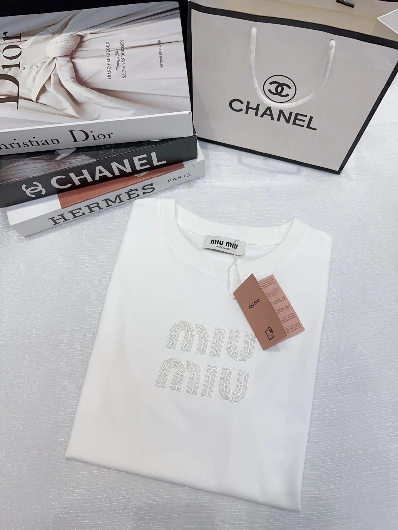 Miu Miu T-Shirts UrbanStyle 152980