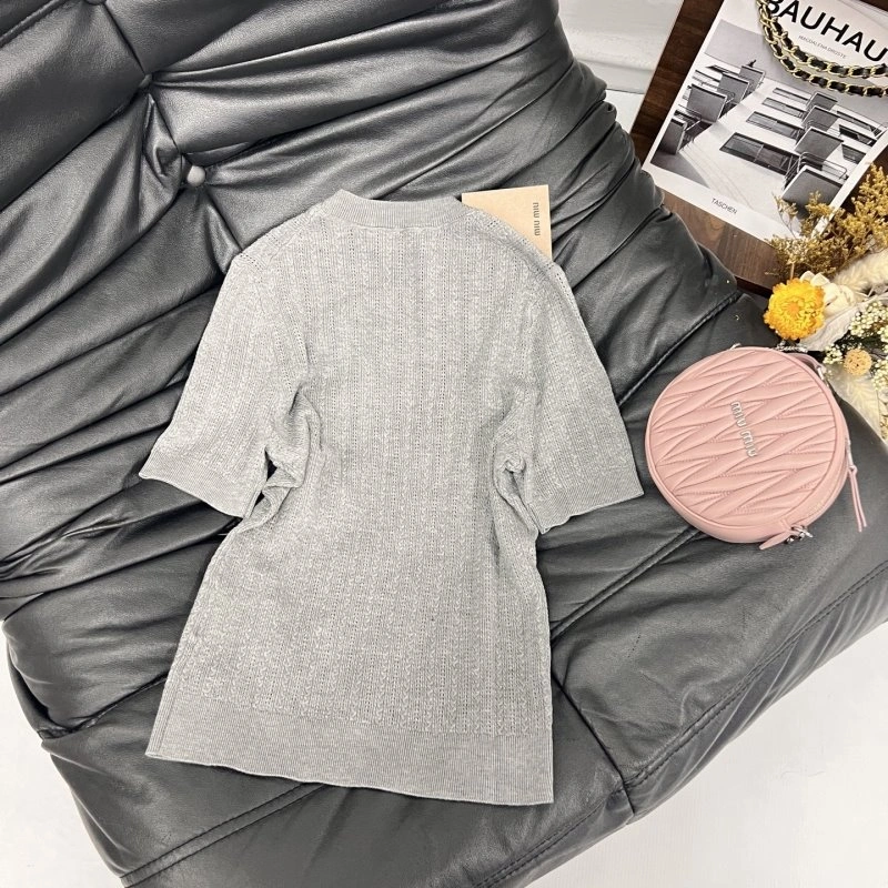 Miu Miu T-Shirts Comfortable 152976