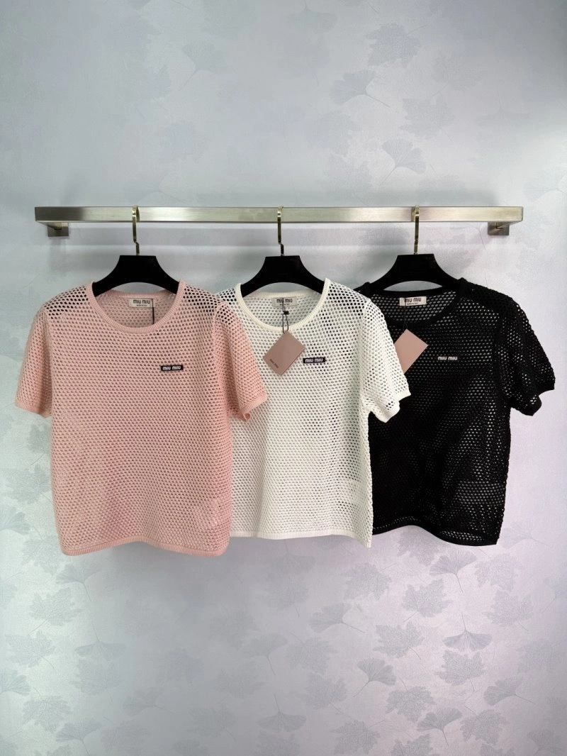 Miu Miu T-Shirts Sporty 152973