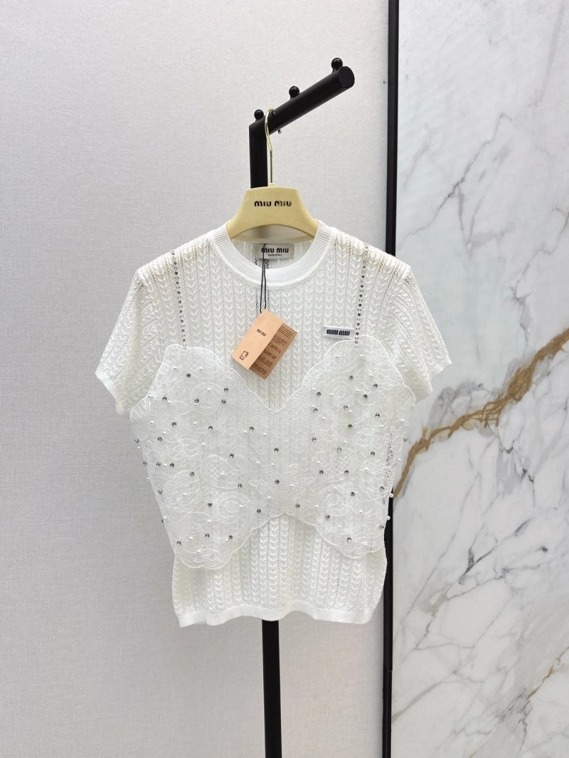 Miu Miu T-Shirts Lightweight 152969