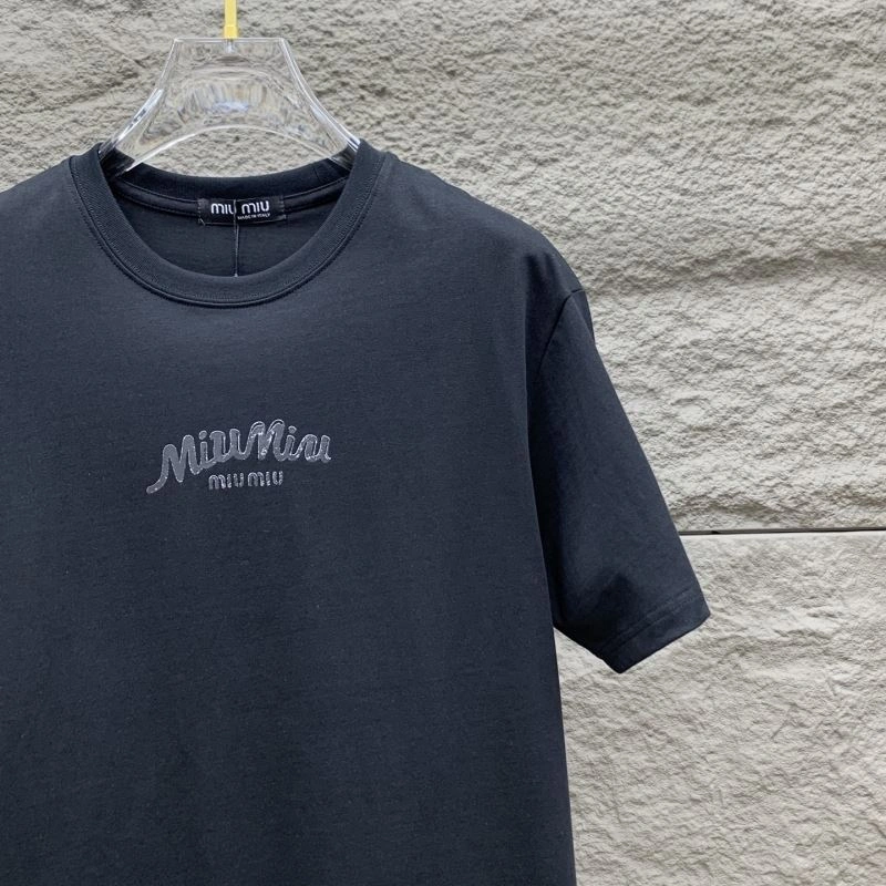 Miu Miu T-Shirts Elegant 159092