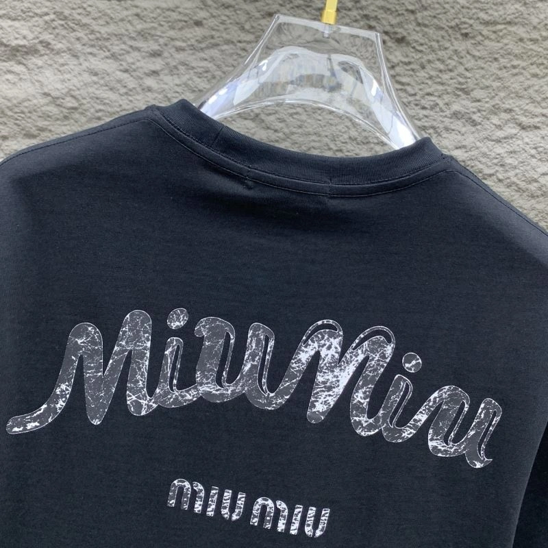 Miu Miu T-Shirts Elegant 159092