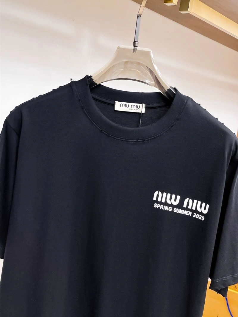 Premium Miu Miu T-Shirts 159097