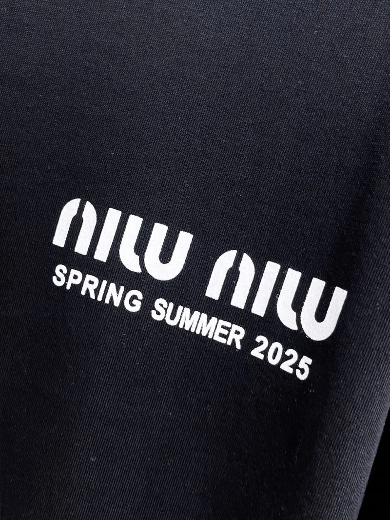 Premium Miu Miu T-Shirts 159097