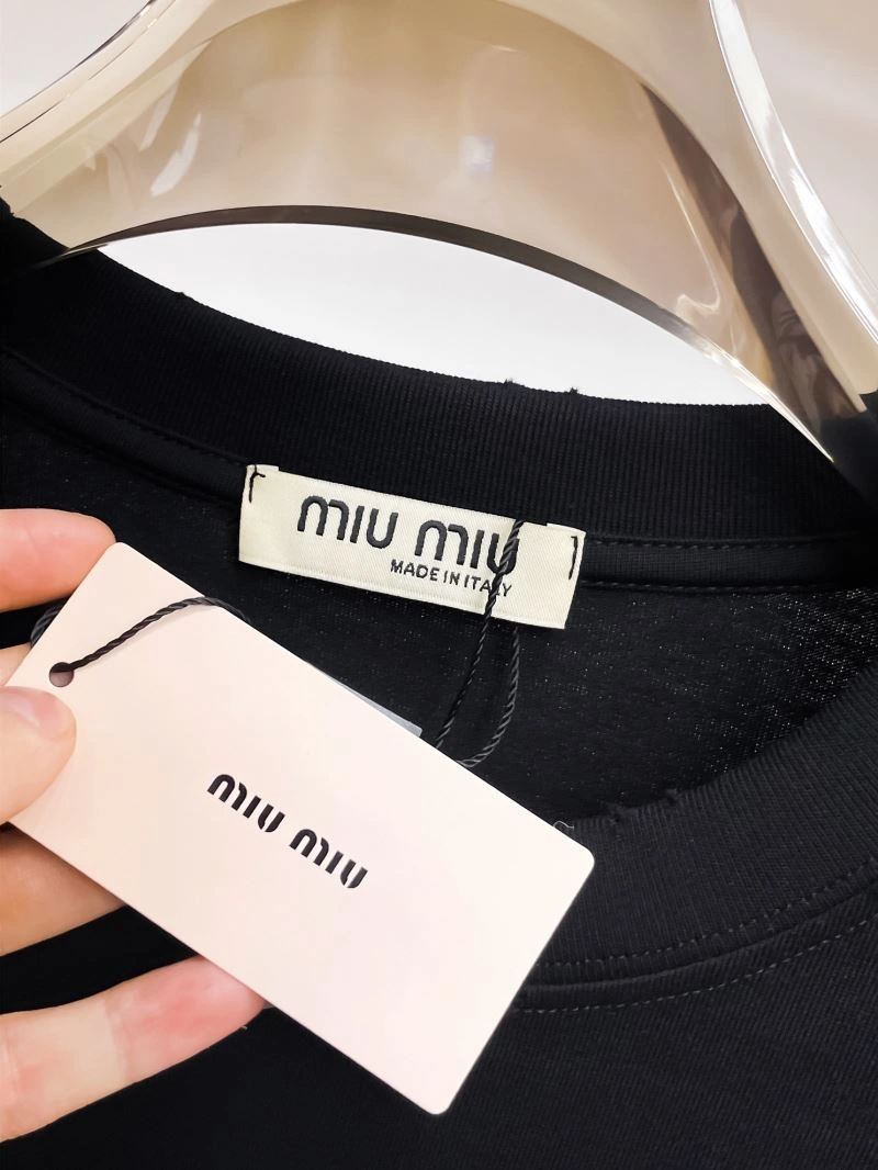 Premium Miu Miu T-Shirts 159097