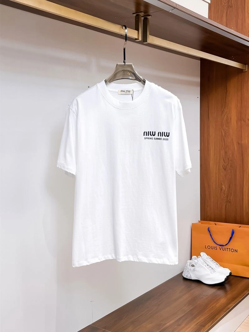 Miu Miu T-Shirts Chic 159075