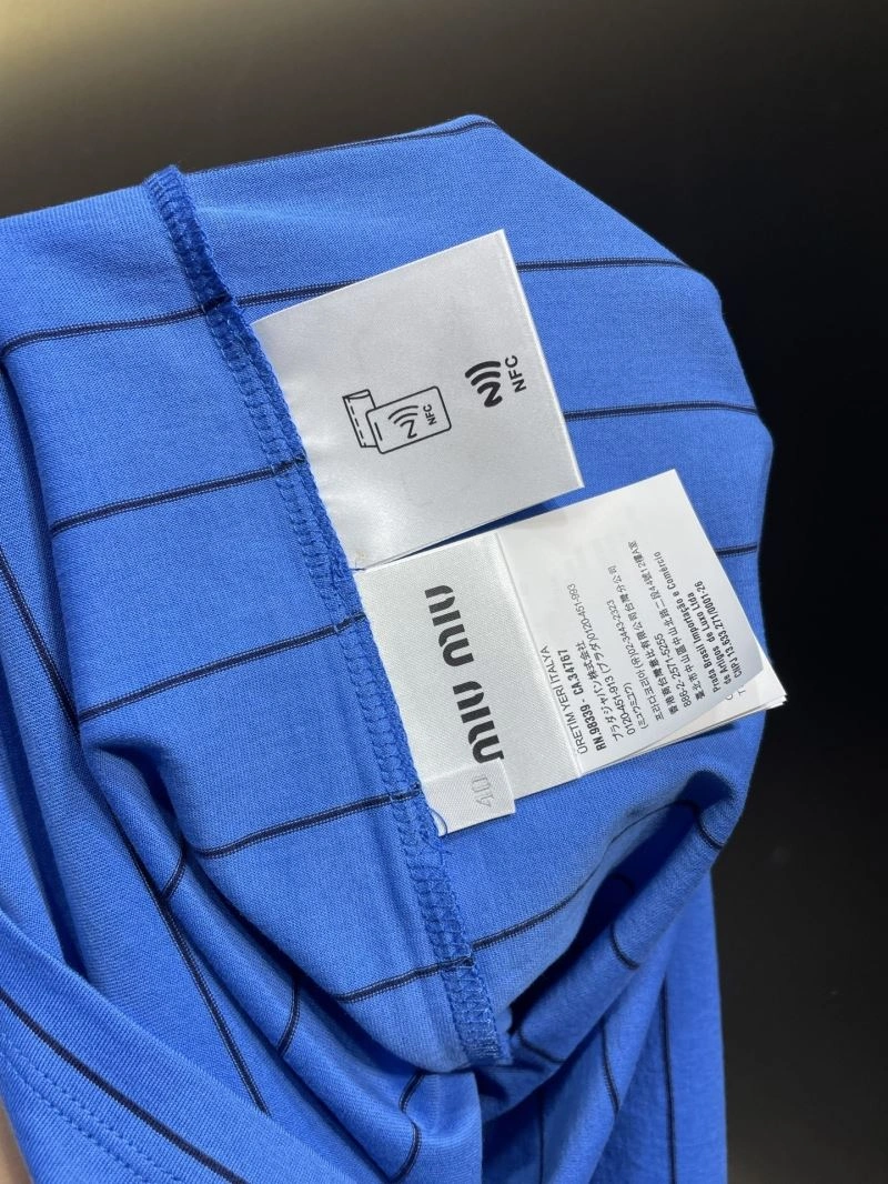 Versatile Miu Miu T-Shirts 159068