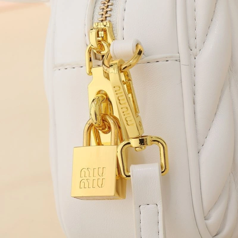 Miu Miu Top Handle Bags Bright 87301