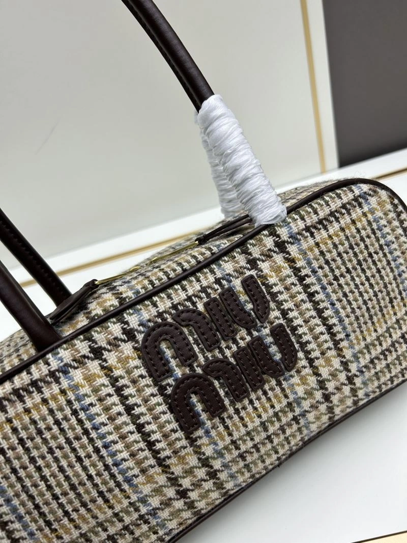 Miu Miu Top Handle Bags ModernLook 83188