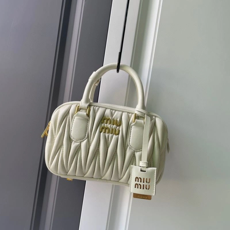 Miu Miu Top Handle Bags Snug 83216