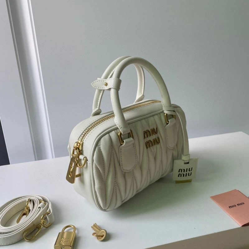 Miu Miu Top Handle Bags Snug 83216