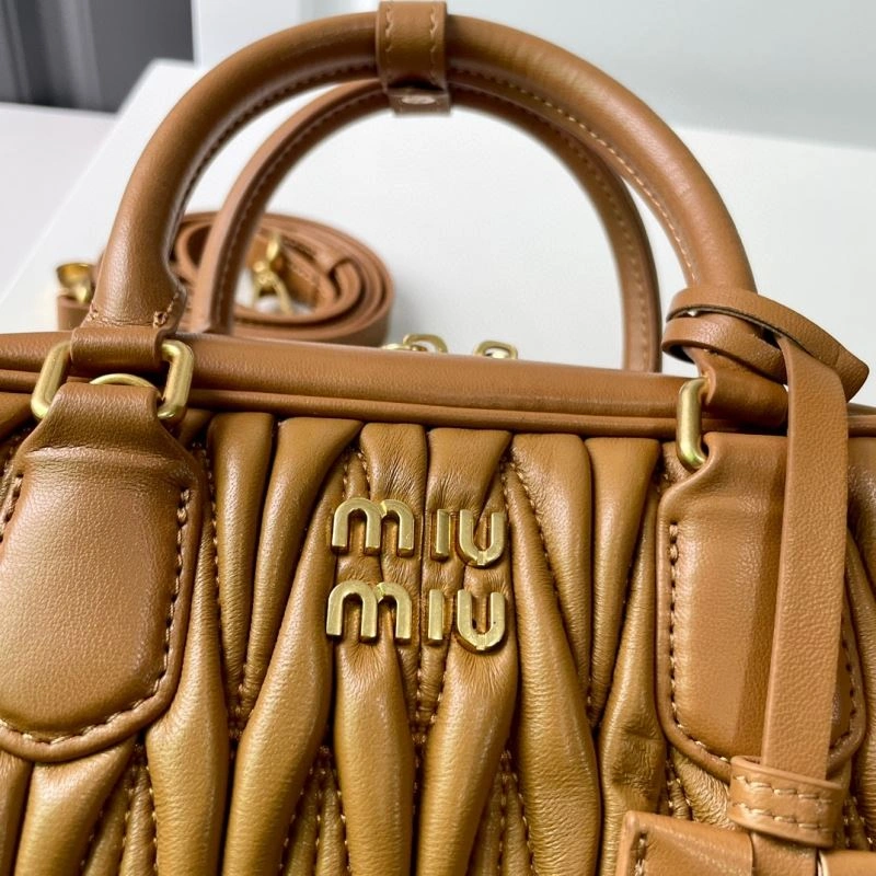 Miu Miu Top Handle Bags QuickDry 83175