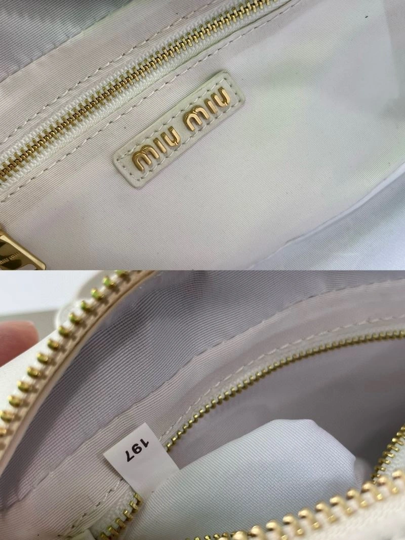 Miu Miu Top Handle Bags Cozy 83209