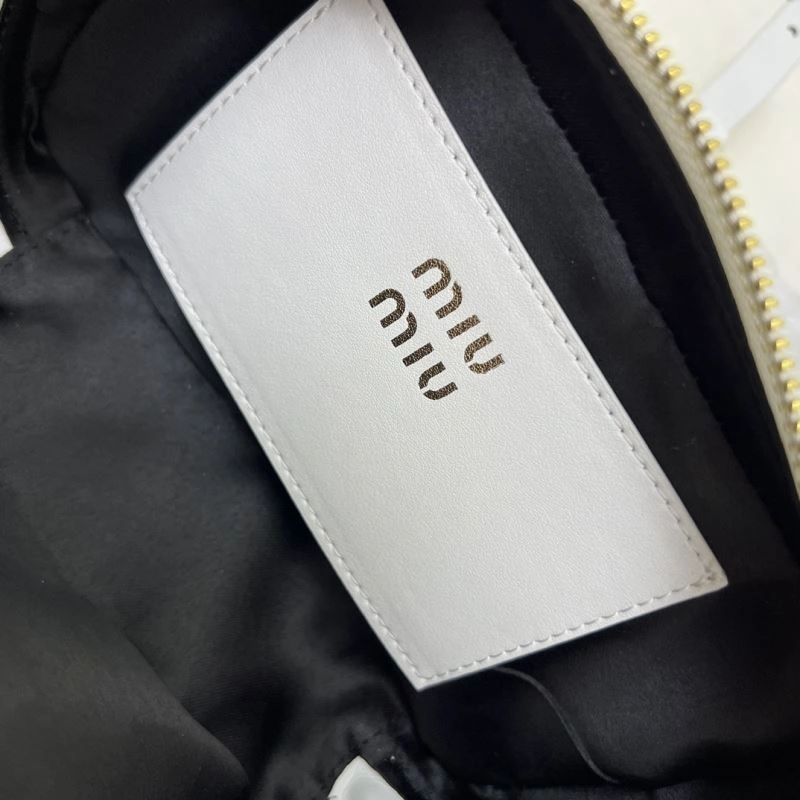 Miu Miu Top Handle Bags Lightweight 83171