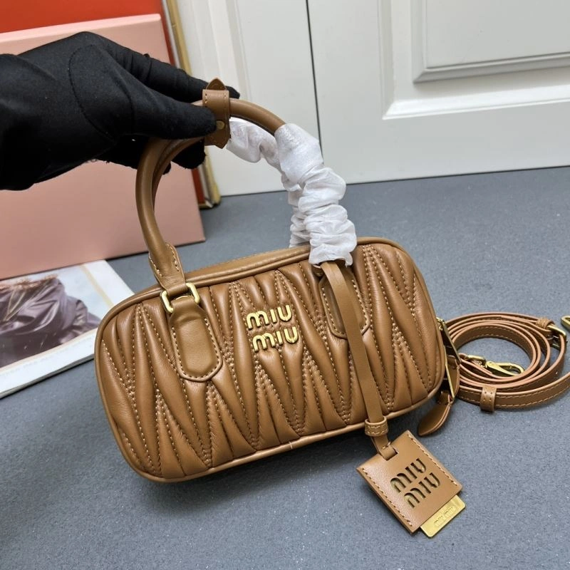 Miu Miu Top Handle Bags Fashionable 83148