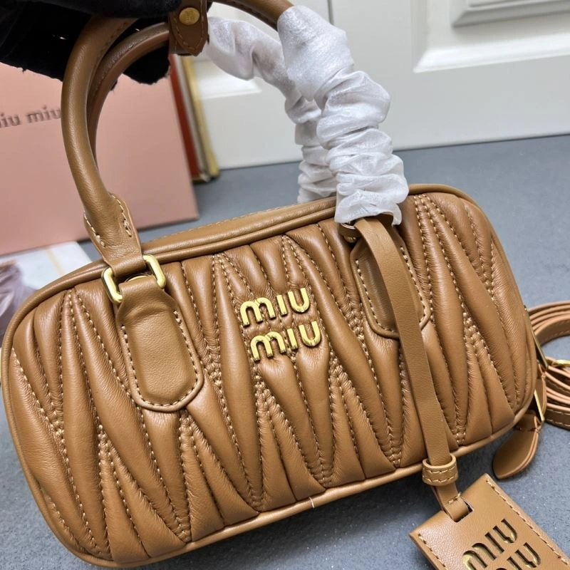 Miu Miu Top Handle Bags Fashionable 83148