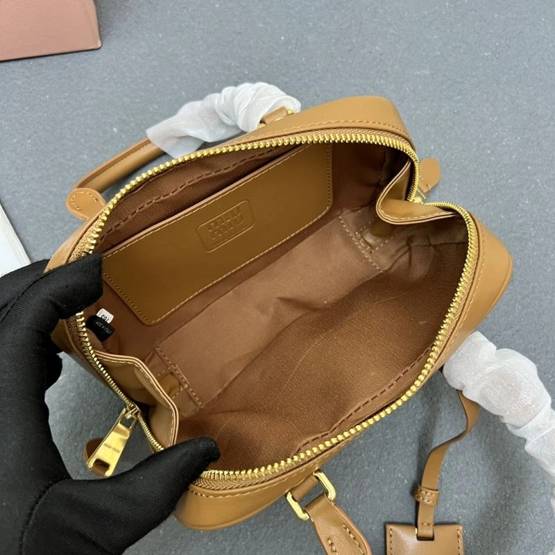 Miu Miu Top Handle Bags Fashionable 83148
