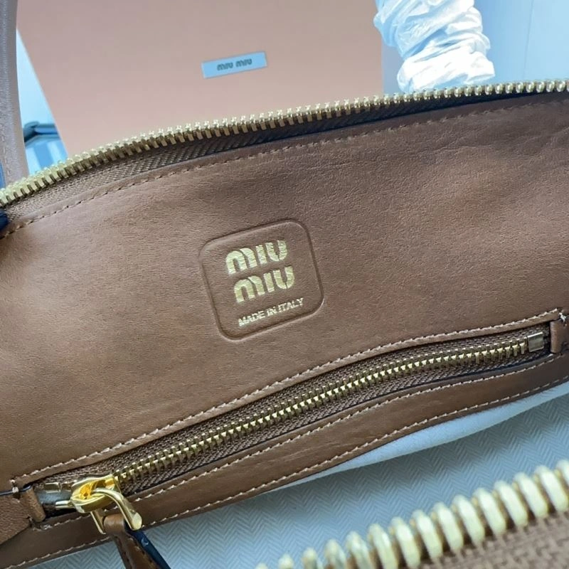 Miu Miu Top Handle Bags DailyWear 58160