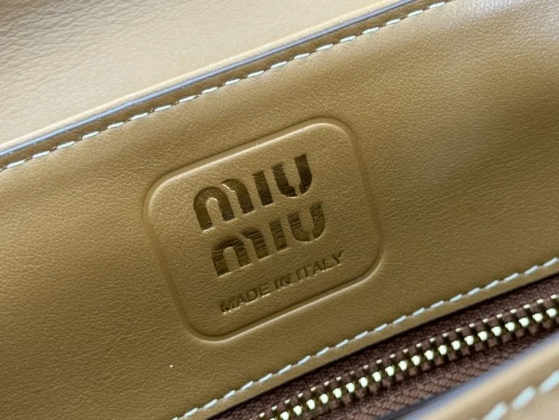 Classic Miu Miu Top Handle Bags 49117