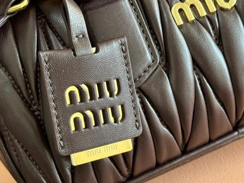 Miu Miu Top Handle Bags OdorResistant 49069
