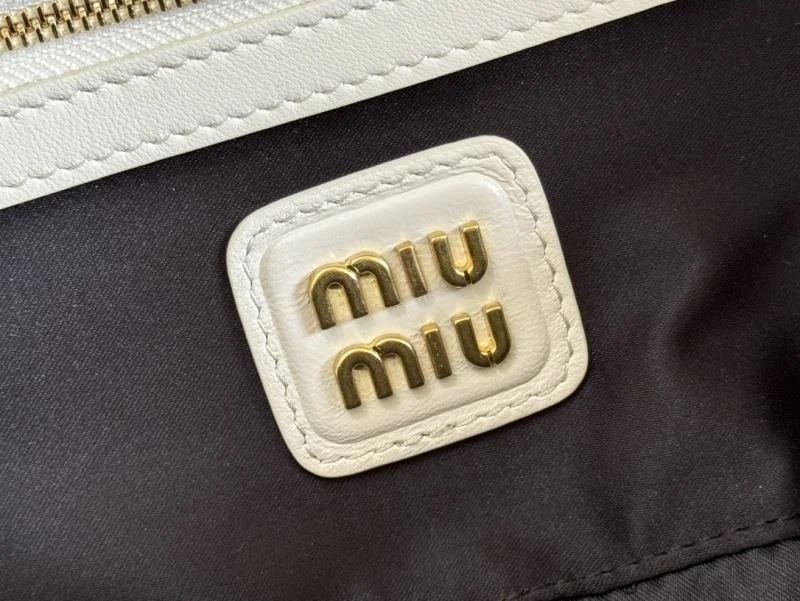 SunProtective Miu Miu Top Handle Bags 49114