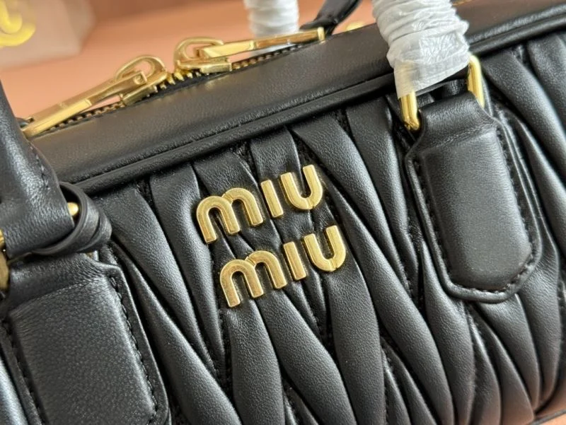 Miu Miu Top Handle Bags FastDry 49059