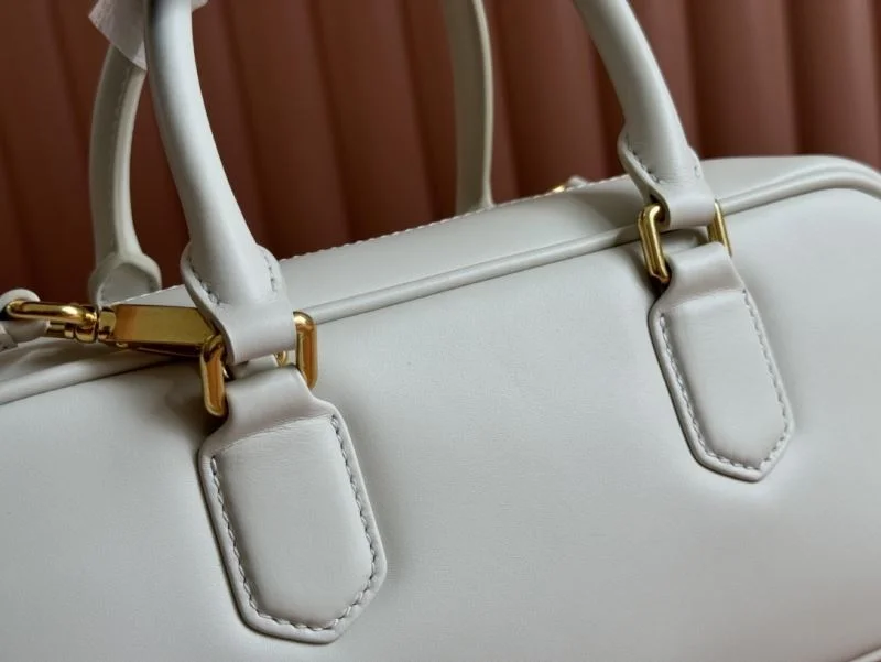 Miu Miu Top Handle Bags FastDry 49060