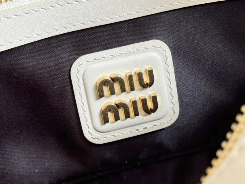 Miu Miu Top Handle Bags OnTrend 49058